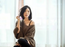 주아 (@songjooa0225 ) photographer | Open shoulder tops, Women