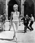Heroes에 관한 35개의 최상의 Pinterest 이미지 | 사람, 여배우 및 Brigitte bardo...