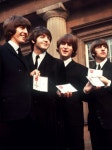 The Beatles에 관한 100개의 최상의 Pinterest 이미지 | 가수, 음악가 및 조지 해리슨 T...
