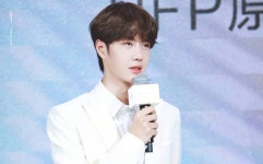 Pin page Ghim của 탄타오 trên Vương Nhất Bác | Diễn viên, Insta...