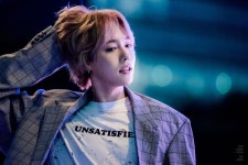 ปักพินโดย ëê²½ í ใน 덕질