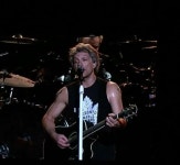 Pin by 파울라 on JON BON JOVI | Jon bon jovi, Bon jovi, Hottest...