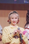 EVERGLOW MIA / 미아 / Han Eunji / 한은지 em 2020 (com imagens) | ...