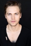 Alexander Calvert | 배우, 유명인, 사람