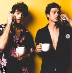 노아 센티네오에 있는 애국 바나나의님의 핀 | 배우