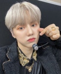 ᴠᴀʀɪ | 베리 in 2022 | Fashion, Daniel wellington, Pearl earrin...