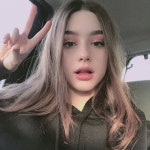Pin oleh 현민 정 di 다샤 타란 | Gadis tumblr, Gadis cantik, Wanita ...
