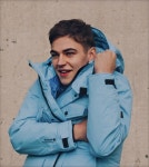 Hero Fiennes Tiffin in Woolrich 💙 | 배우