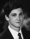 Logan Lerman. | 연예인