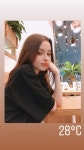 Pin oleh 용준 김 di 다샤 타란 | Wanita cantik, Potret diri, Wanita