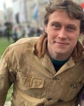 Pin by 소영 김 on 조지맥카이 | George mackay, Pretty men, Mackay