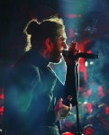 Pin de 현준 양 em 사진 | Cantores, Post malone, Artistas