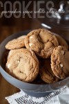 pumpkin spice white chocolate cookies...now *this* is a pumpkin-chocolate combo I can get behind! | Pumpkin recipes, How sweet... 