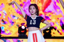 Red velvet_Irene에 있는 애정이 꽃 피던 시절님의 핀 | 케이팝