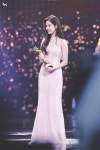 더쿠 - 👗) 가수 소녀시대 서현에게 제일 잘어울리는 찰떡 드레스는?.jpgif