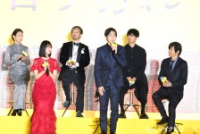 더쿠 - 영화 「미스터리라 하지 말지어다」 프리미어 이벤트 & 완성... 오노에 마츠야, 츠츠이 미치타카, ...