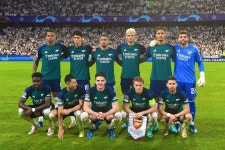 더쿠 - 마르티넬리는 출전한 4개의 대회에서 모두 데뷔골을 기록