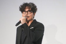 더쿠 - 영화 「봄에 지다」 첫날 무대 인사 - 사토 코이치, 요코하마... 칸나, 야마구치 토모코, 아이카...