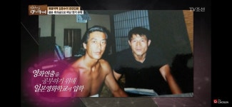 더쿠 - 여기 이 사진에서 배우 김응수님 옆에 배우 이와키 코이치님 아니야???