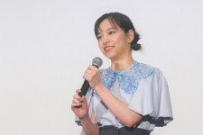 더쿠 - 영화 「물은 바다를 향해 흐른다」 공개 기념 무대 인사 - 히로세 스즈, 오오니시 리쿠, 토즈카 준...