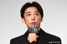 더쿠 - 영화 「키시베 로한 루브르에 가다」 공개 기념 무대 인사 - 타카하시 잇세이, 이이토요 마리에, 나...