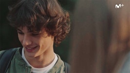 헐리우드 - 모델, 배우 겸업중인 스캄 스페인판 알레한드로역의 페르난도