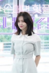 배우 김지은