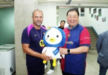 세계적 명문 구단 FC바르셀로나, 파주축구국가대표훈련원(NFC)에서 3일간 공식훈련 진행 | 뉴스로