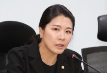 “38세 의사 연봉, 이 정도다”…‘전직 의사’ 정치인이 공개한 급여 | 서울신문 “38세 의사 연봉, 이 ...