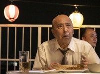 더쿠 - 카가와 테루유키 주연 영화 『미야마츠와 야마시타』 90초 예고 & 신 장면 사진 해금