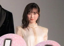 더쿠 - 영화 『HELLO WORLD』 첫날 무대인사 - 키타무라 타쿠미, 마츠자카 토리, 하마베 미나미, ...