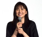 더쿠 - 영화 「컨피던스 맨 JP 프린세스 편」 대히트 사례 무대 인사... 마사미, 히가시데 마사히로, 코...
