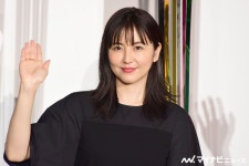 더쿠 - 영화 「컨피던스 맨 JP 프린세스 편」 대히트 사례 무대 인사... 마사미, 히가시데 마사히로, 코...