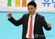 <프로배구> 경기 전후 표정 뒤바뀐 양철호·박미희 감독 | 연합뉴스
