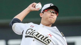 올림픽으로 성장한 박세웅…8이닝 무실점 완벽투 | 연합뉴스