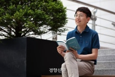 크론병 환자인 외과의사 이수영 교수가 글을 쓰는 이유 - 의학 갤러리