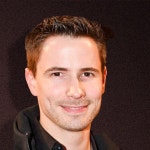 마틴 고어러스의 영화 및 프로그램 - Apple TV