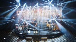 Ein Stern (Ich find Schlager toll Live / 2020) - DJ Ötzi의 뮤직...