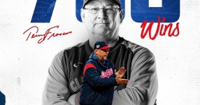 테리 프랑코나 감독 700승 달성 - NBA Mania