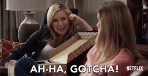 Ah Ha Gotcha June Diane Raphael GIF - Ah Ha Gotcha June Dian...