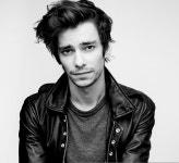 Devon Bostick - Picture (데본 보스틱) @ HanCinema Devon Bostick -...