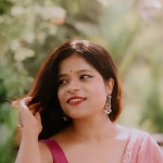 Moumita Patra | Elegance in every fold 🍂🥰 >> 𝙉𝙚𝙬 𝙥𝙤𝙨𝙩📢📢 >> 📢...