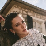Alina Boz | @marieclairetr 🖤 Yayın Direktörü: @isiksimsek Rö...