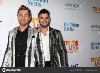 랜스 베이스, 마이클 turchin — 스톡 에디토리얼 사진 © s_bukley #134098132 랜스 베...