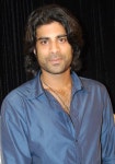 Sikandar Kher twitter Live Updates - Bollywood Hungama