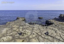 MBRF22016268 | 게티이미지코리아 | 제주도 해안도로의 갯바위 풍경 Royalty-Free 이미지