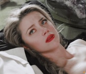 영화 <런던필드> 에서 앰버 허드 비주얼.gif - 연예이슈 수다방 - 네모판 영화 <런던필드> ...
