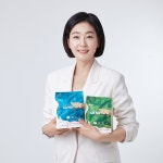 유한킴벌리>‘세계 월경의 날’ 맞아 유한킴벌리, 배우 박진희와 라네이처 생리대 나눔>보도자료>뉴스 ‘세계 월...